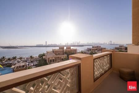 2 Bedroom Flat for Sale in Palm Jumeirah, Dubai - Luxurious Residential | Modern | Spacious