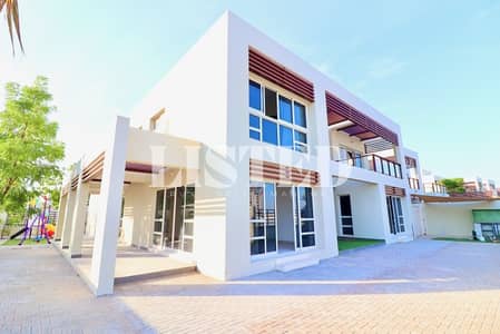 5 Bedroom Villa for Sale in Mina Al Arab, Ras Al Khaimah - Beach Front Villa | 5 BHK For Sale | Full Sea View