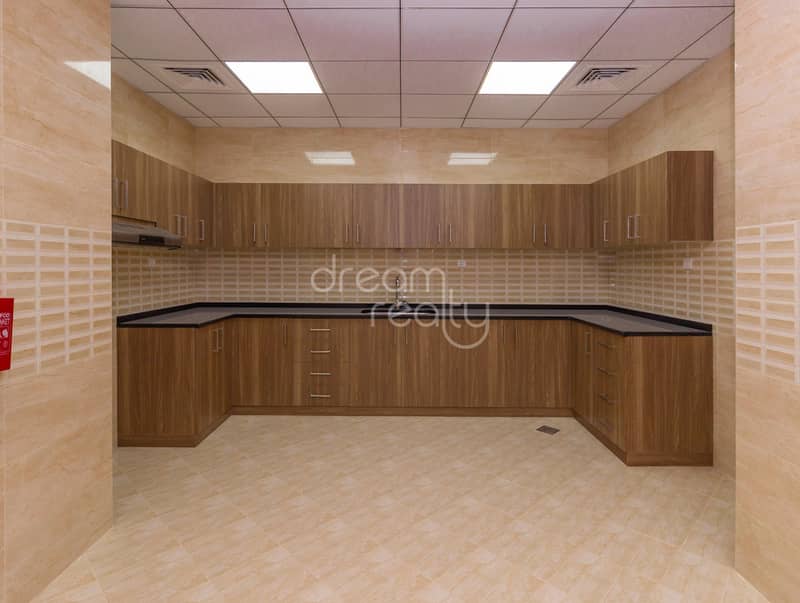 8 Al Dana Villas - Villa 121 - 4BR - Sajitha-10. jpg