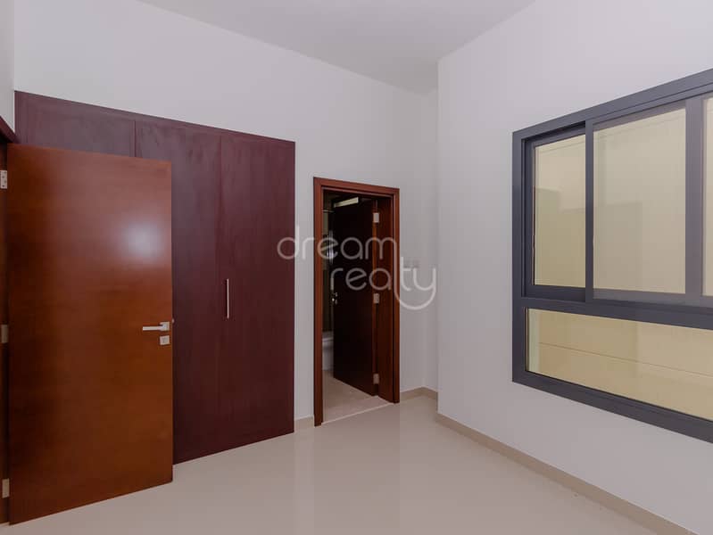 12 Al Dana Villas - Villa 121 - 4BR - Sajitha-14. jpg