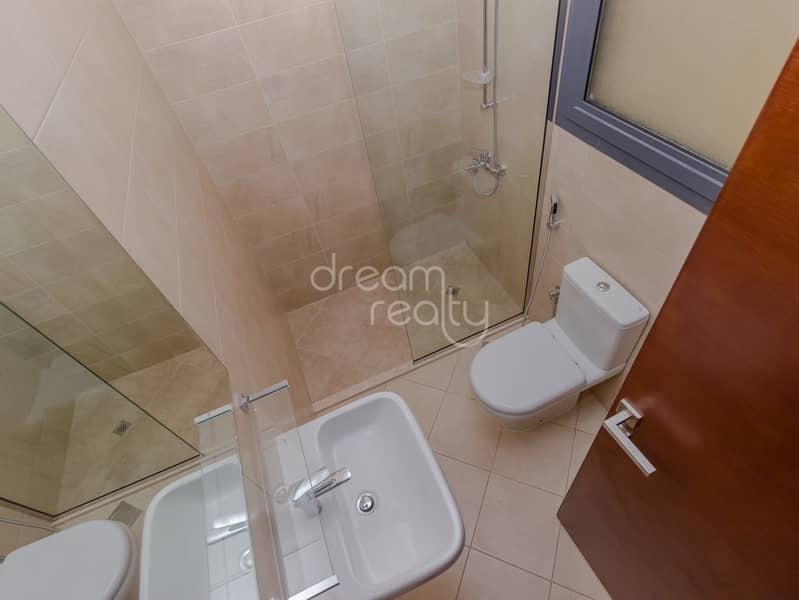 13 Al Dana Villas - Villa 121 - 4BR - Sajitha-15. jpg