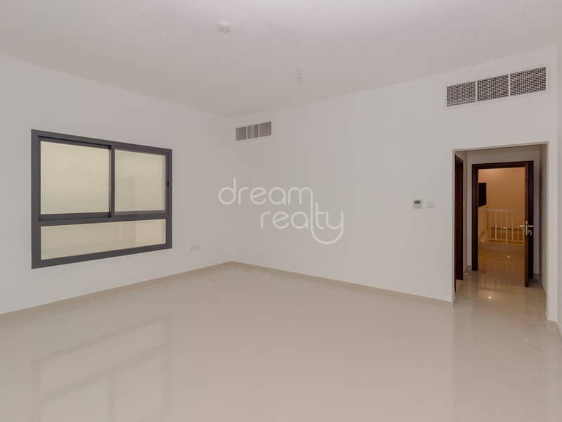 18 Al Dana Villas - Villa 121 - 4BR - Sajitha-20. jpg