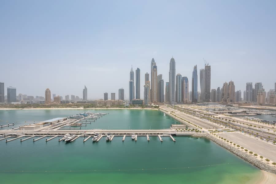 17 sunrise-bay-balcony-sea-view-min. jpg