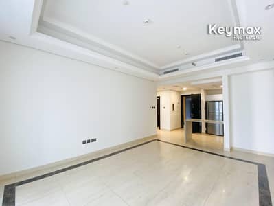 Close to Mall | Available Now | Fully Furnished
