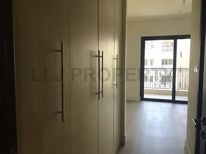 Vacant 3BR +Maid inc. Private Balcony & Appliances Vacant 3BR +Maid inc. Private Balcony & Appliances