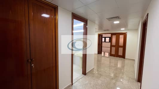 3 Bedroom for Rent in Khalifa Street near WTC Mall