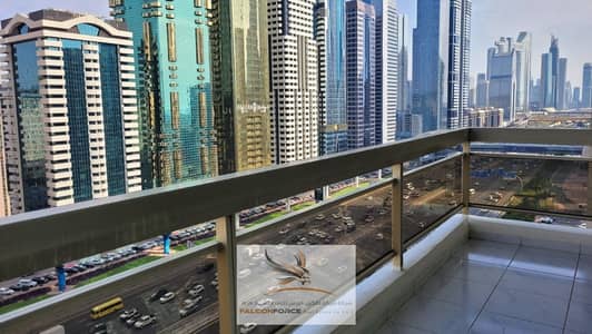 Amazing Sheikh Zayed Road Views: Exquisite 3BHK  near by metro