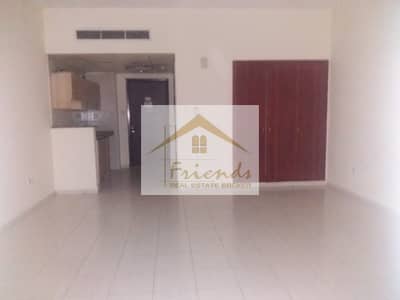 STUDIO WITH BALCONY IN GREECE CLUSTER AVAILABLE FOR RENT 27000 YEARLY.