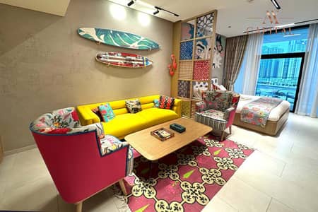 Unique Furnished Studio | Vacant | Canal View