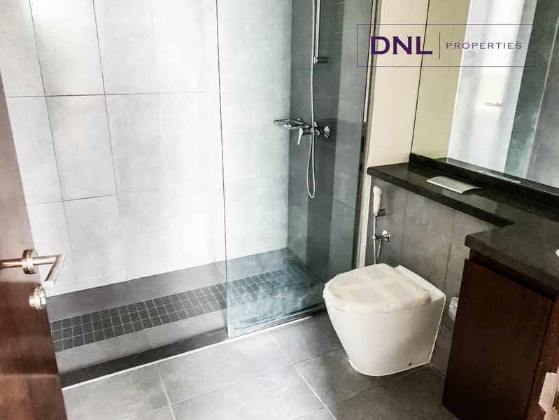 7 Prime Location | Huge Balcony | Near SZR