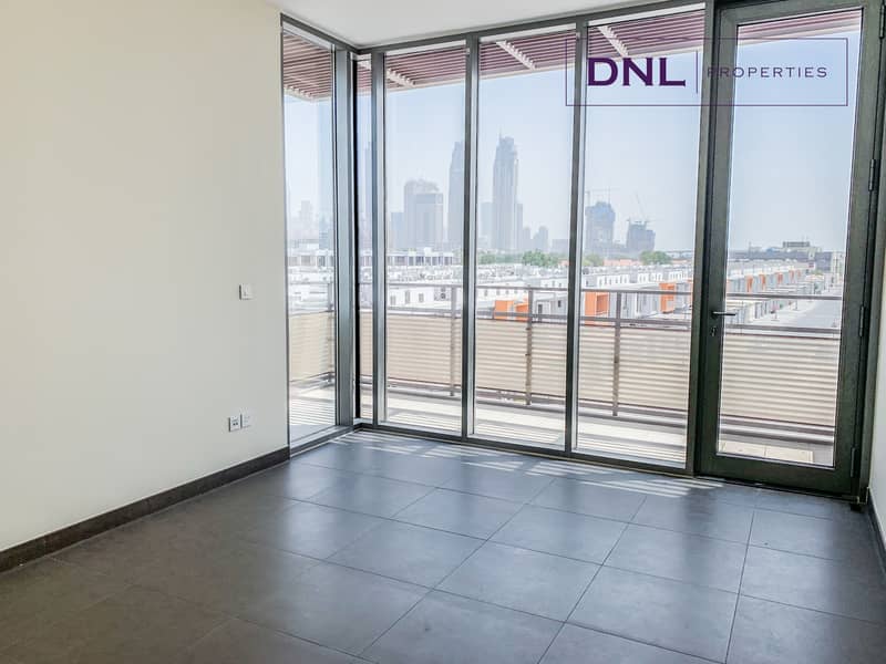8 Prime Location | Huge Balcony | Near SZR