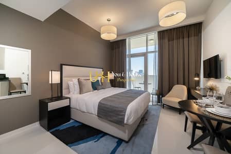 | Furnished Studio | Top Floor | Great Investment |
