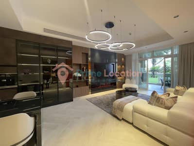1 Bedroom Flat for Sale in Palm Jumeirah, Dubai - One of a Kind | Fully Upgraded and Furnished | VOT