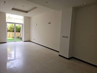 Private Garden | Beach Access | Vacant now