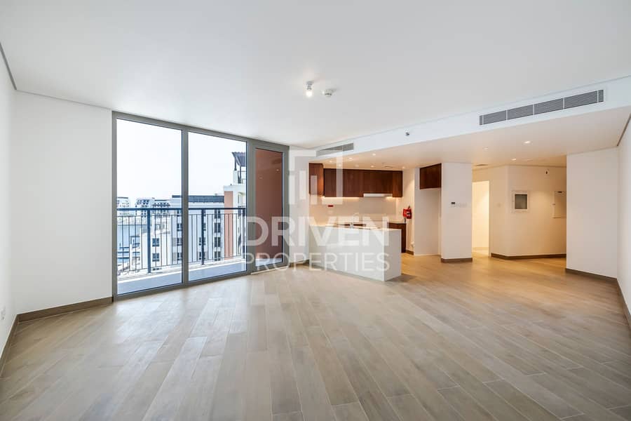 Spacious Apt | Corner Unit | Marina View