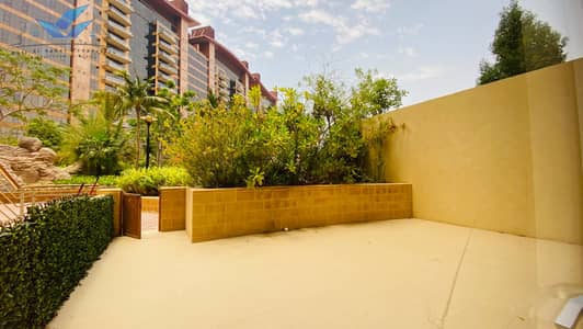 1 Bedroom Specious Apartment in Tiara Residence | Beach Access