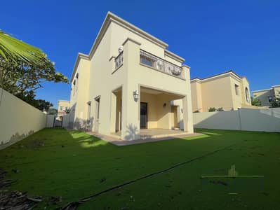 VACANT | READY TO MOVE | CLOSE TO PARK AND POOL