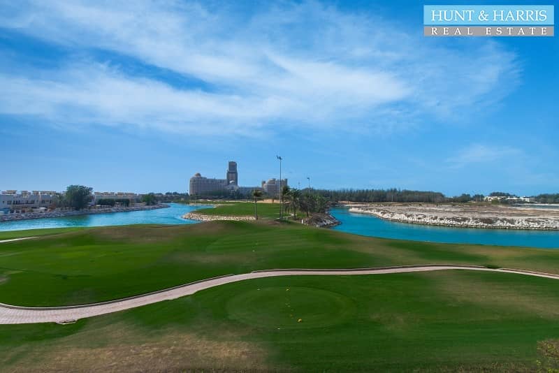 Large Furnished Studio - Golf Apartments - 6 cheques Large Furnished Studio - Golf Apartments - 6 cheques