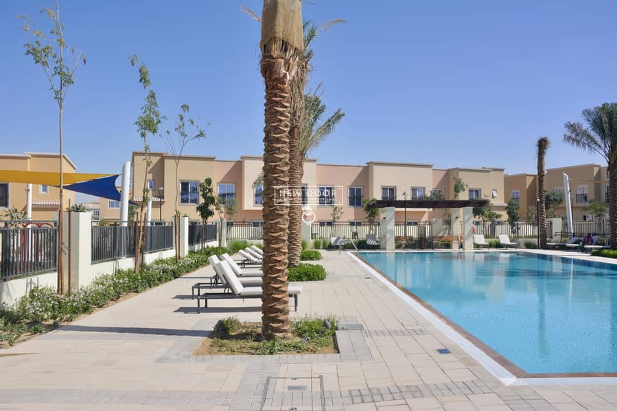 4 Facing Park & Pool | 3bed+maid | Villanova