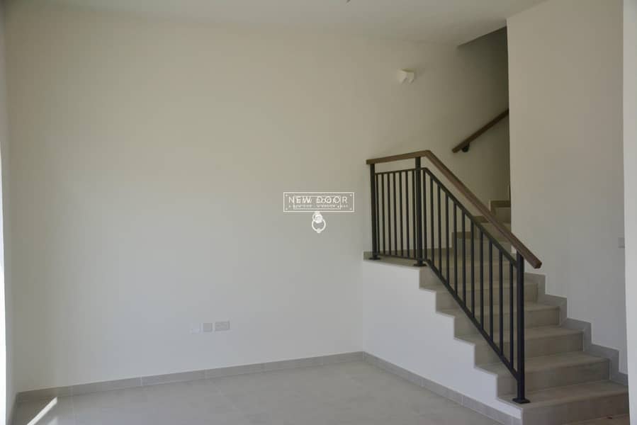 16 Facing Park & Pool | 3bed+maid | Villanova