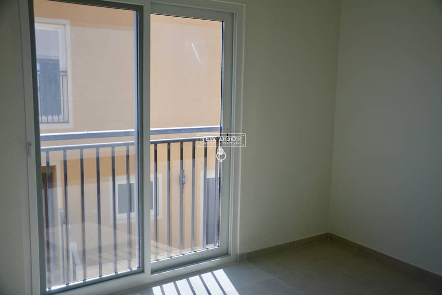18 Facing Park & Pool | 3bed+maid | Villanova