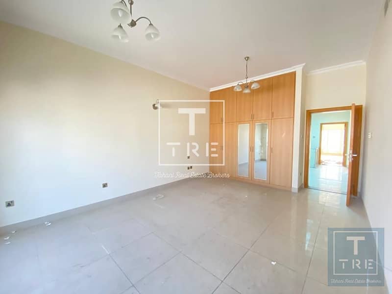 10 Stunning 4 Bedroom Villa | Private Pool & Garden