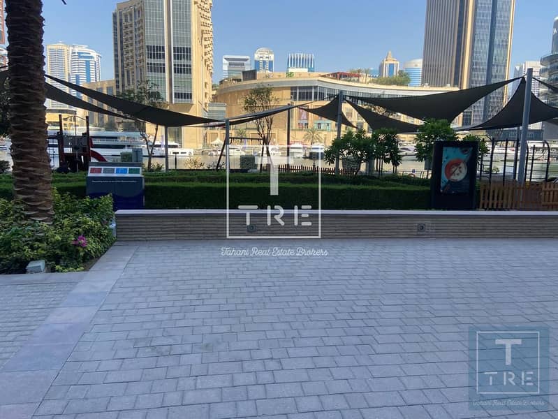 12 Amaizing shop 2 floors plus terrace available in marina walk