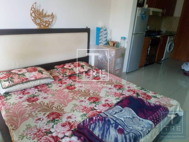 4 Furnished!!1 bedroom lake view jlt@46k