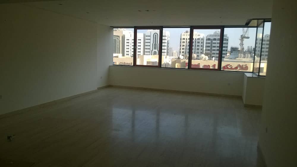 Large Duplex 4Br flat with maid room at Hamdan St