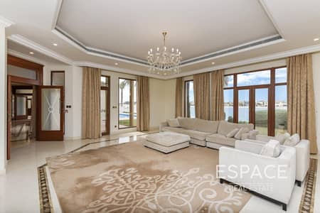 6 Bedroom Villa for Sale in Palm Jumeirah, Dubai - Signature Villa - Palm Jumeirah
