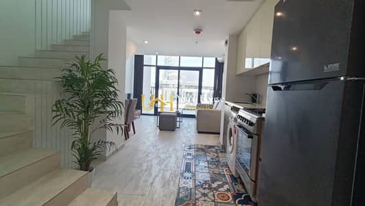 | 1 Bedroom Duplex | Ready to Move | Prime Location |