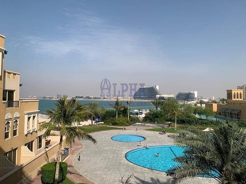 Sea View and Pool View| Sea View and Pool View|