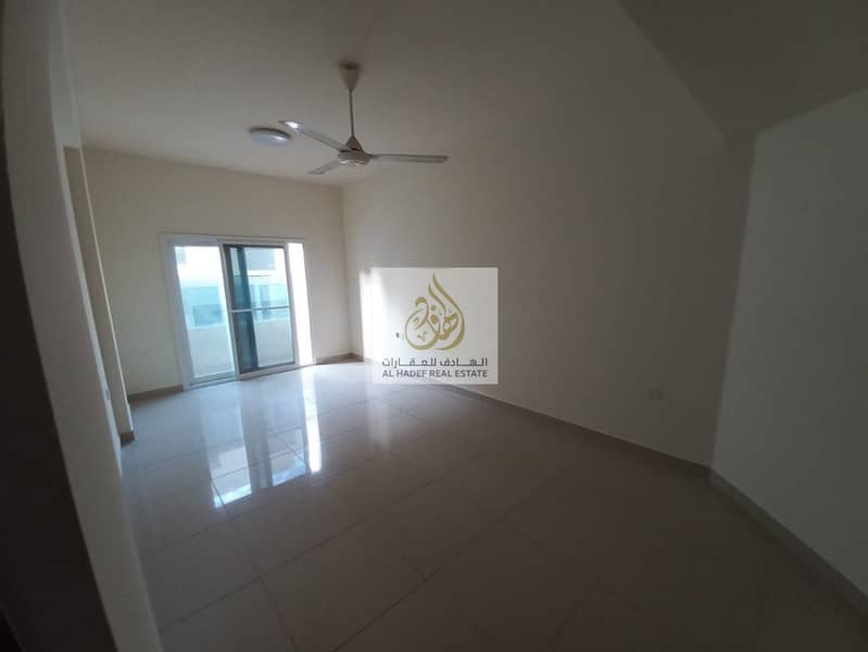 Two rooms and a hall for rent in master rooms with wall safes Two rooms and a hall for rent in master rooms with wall safes
