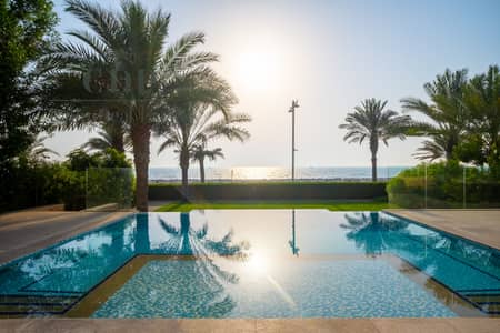 5 Bedroom Villa for Sale in Palm Jumeirah, Dubai - IMG_2109. JPG