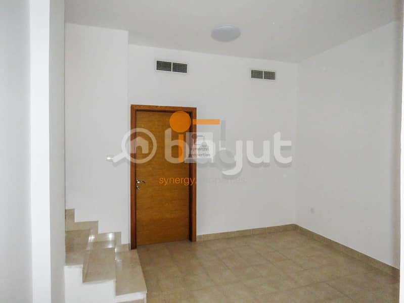 8 6.5% ROI | Well Maintained townhouse in JVC |