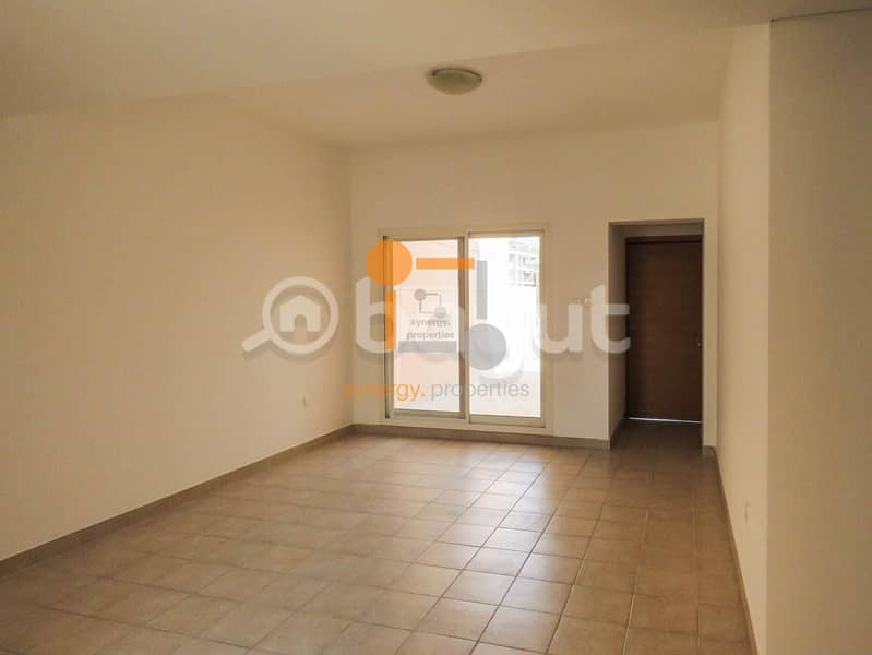 9 6.5% ROI | Well Maintained townhouse in JVC |