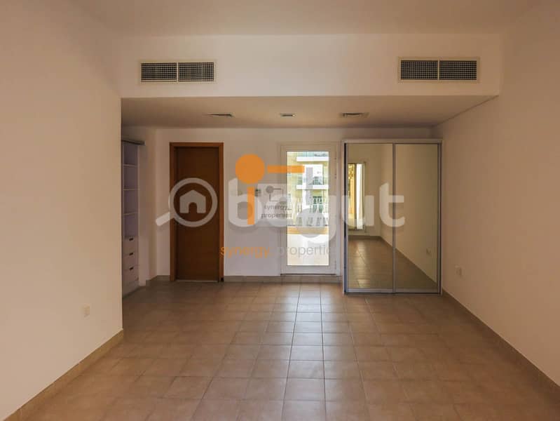 12 6.5% ROI | Well Maintained townhouse in JVC |