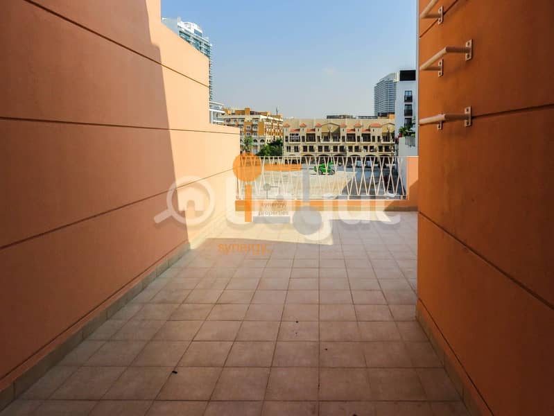 14 6.5% ROI | Well Maintained townhouse in JVC |