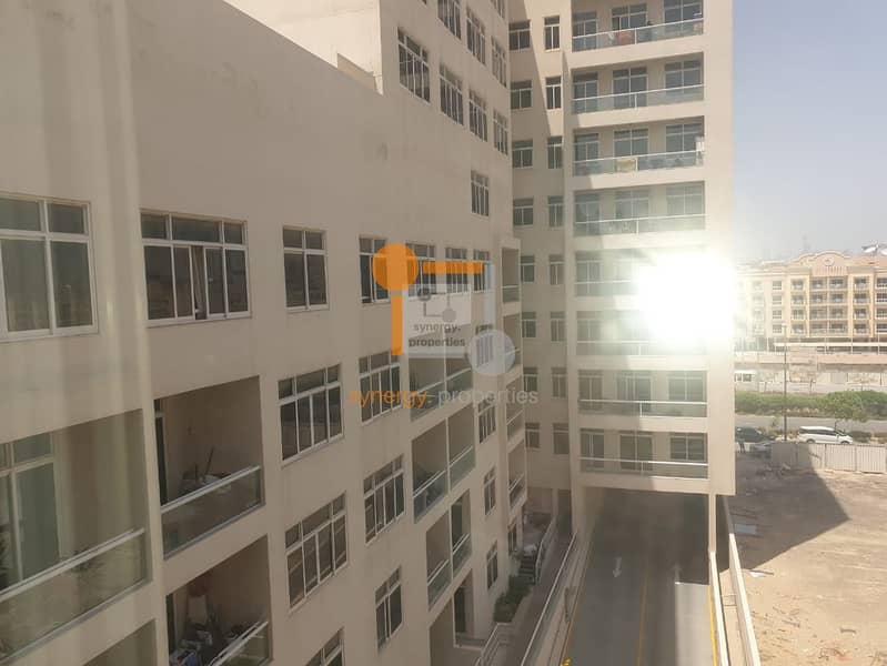 1 bed with study in jvc sobha daffodil just 470 k 1 bed with study in jvc sobha daffodil just 470 k