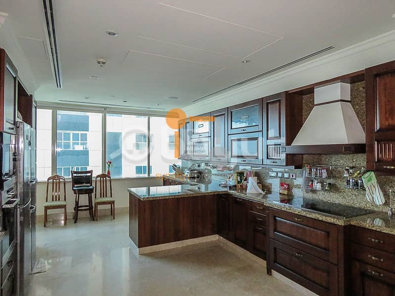 12 Apartment at Le Rve is a palace in the Dubai sky