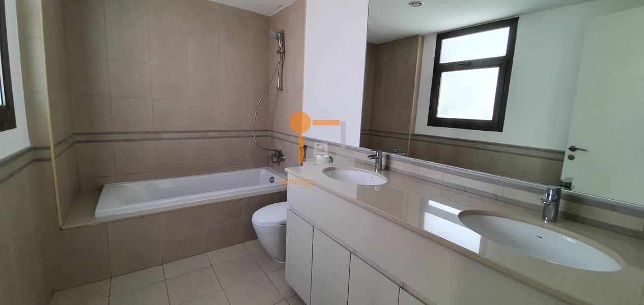 5 4 BED NEAR TO POOL AND PARK  | LANDSCAPE GARDEN