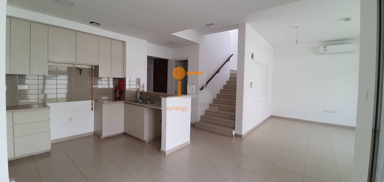 4 3 BED TOWNHOUSE I INVESTOR DEAL I NEAR TO POOL AND PARK