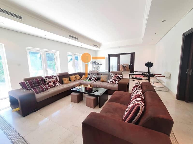 9 Exclusive 6 Bed Villa