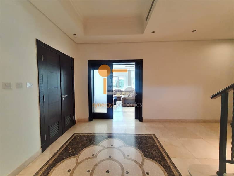 10 Exclusive 6 Bed Villa
