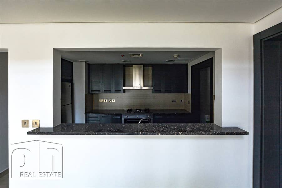 5 Stunning 3 Bed Duplex | Pool View | 2