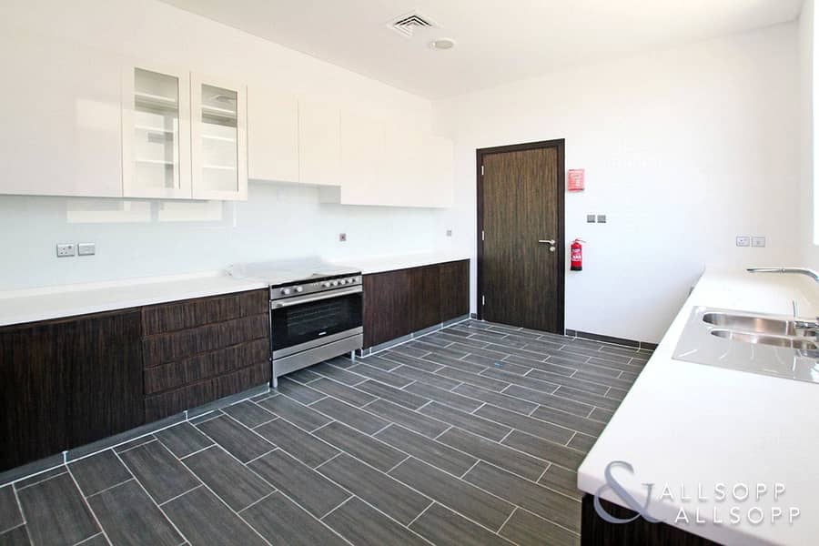 8 New Listing VD-1 5 Bed | Backs Golf Course
