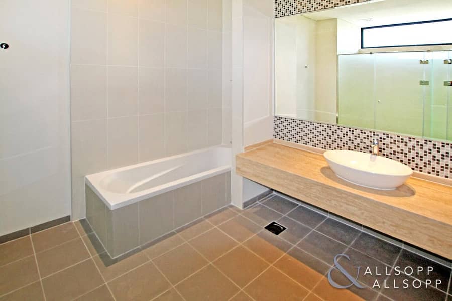 10 VD-1 5 Bed | Golf Views | Priced to Sell