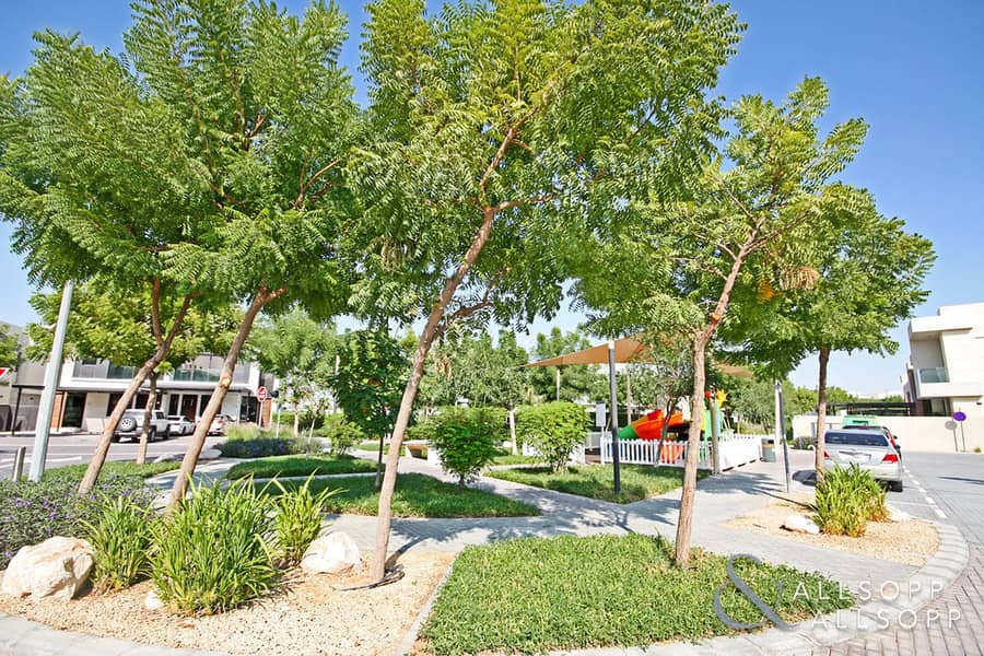 13 VD-1 5 Bed | Golf Views | Priced to Sell