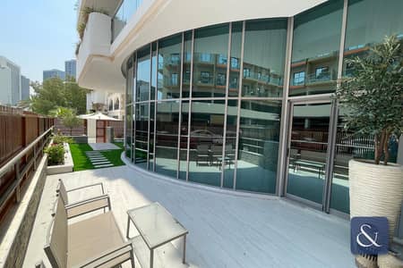 2 Bedroom | Fully Upgraded And Furnished