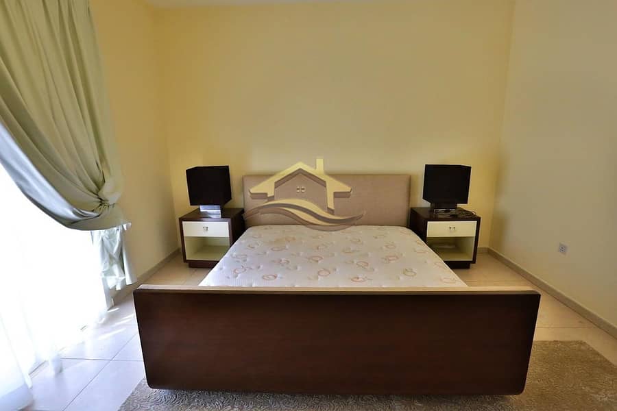 25 With Balcony and Complete Amenities | Furnished
